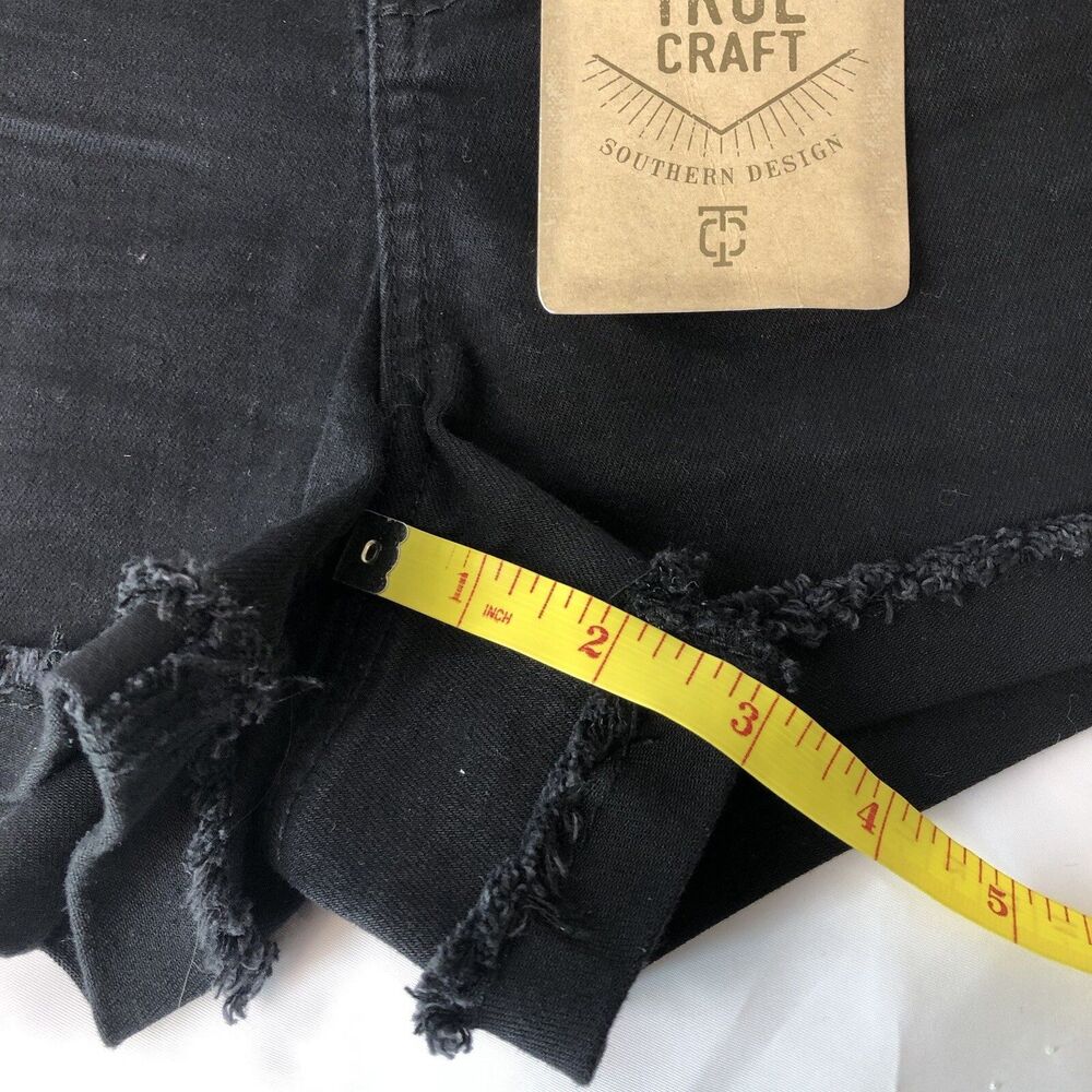 NWT True Craft  Juniors 7 Short Black Midrise Cuff Super Soft Stretch Inseam 3” - Picture 7 of 11